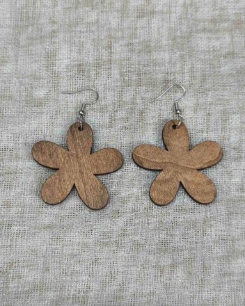 9  σκουλαρικια ξυλινα λουλουδακι (1)